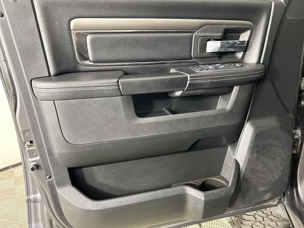 Used 2018 Gray Ram Sport image 12