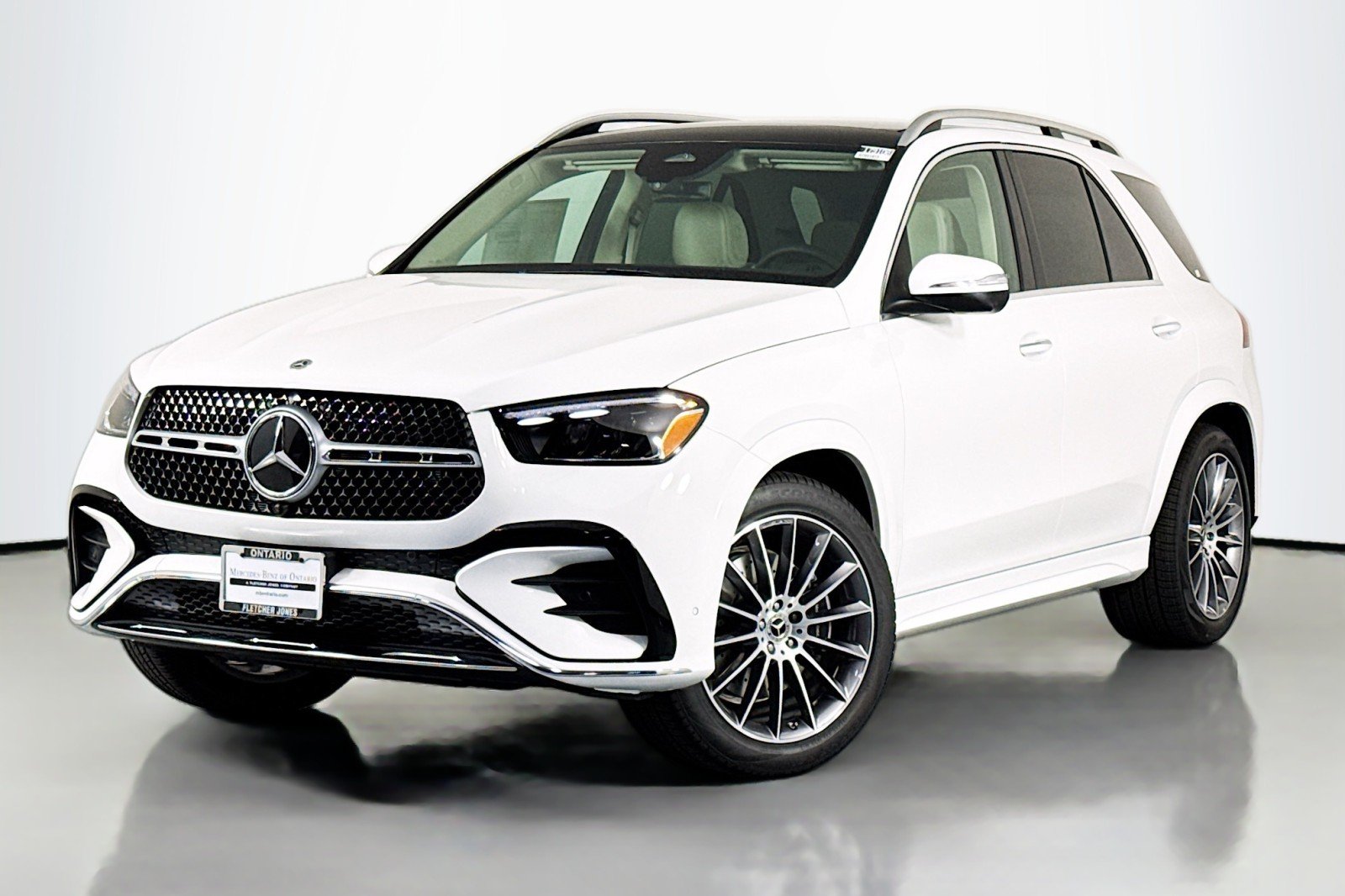 New 2026 Polar White Mercedes-Benz GLE 450 4MATIC® SUV image 1