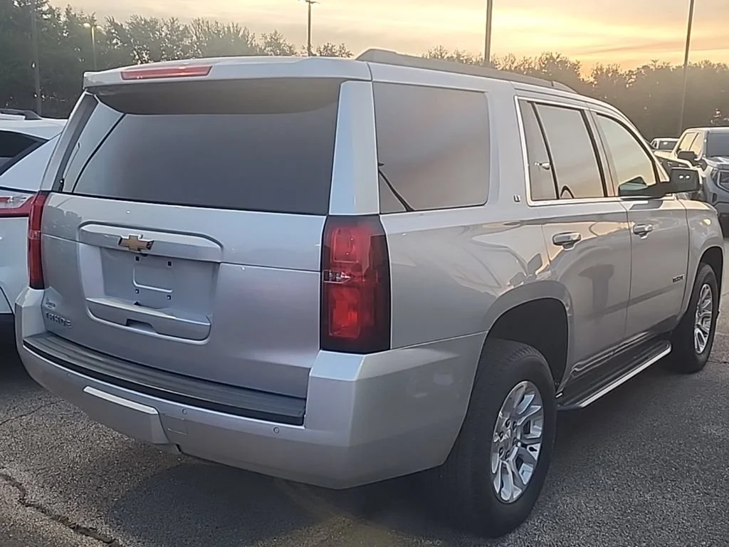 Used 2018 Chevrolet Tahoe LT with VIN 1GNSKBKC2JR267859 for sale in Pekin, IL