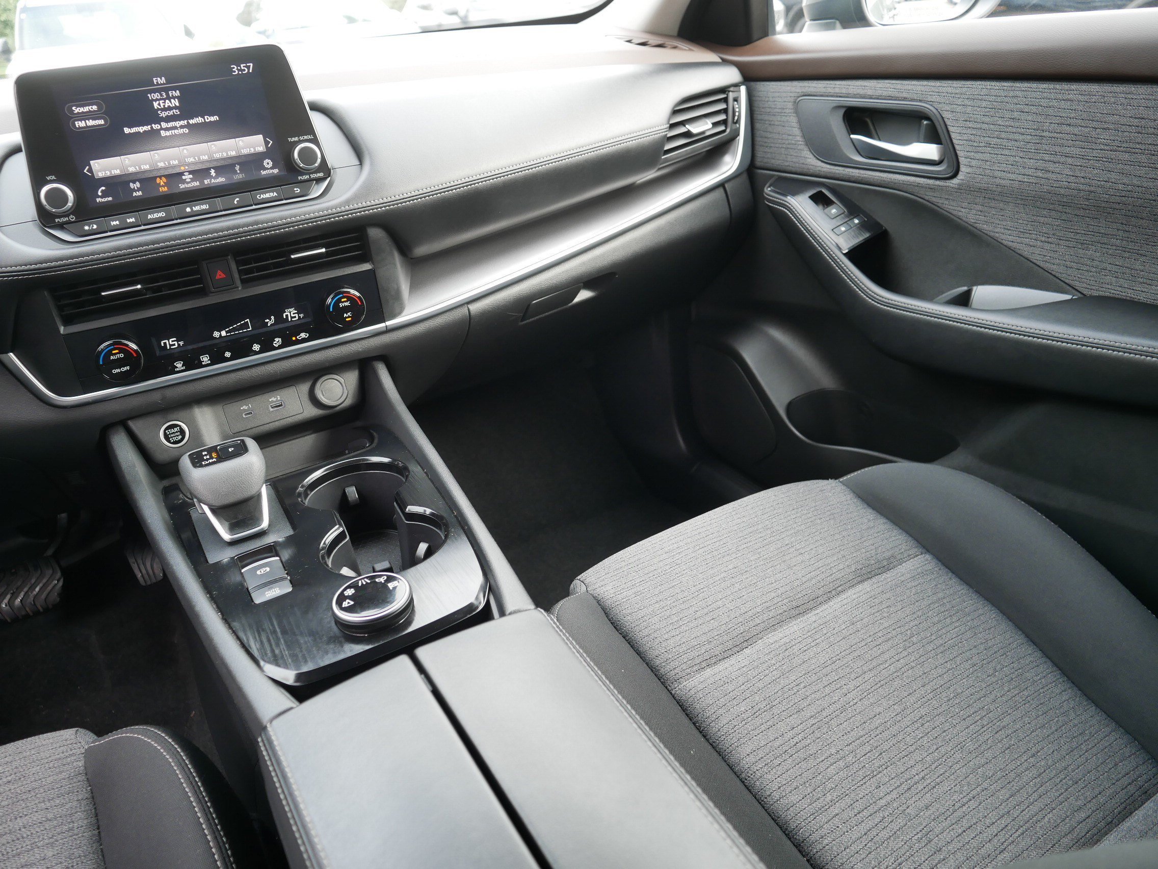 Certified Used 2023 Gun Metallic Nissan SV image 11
