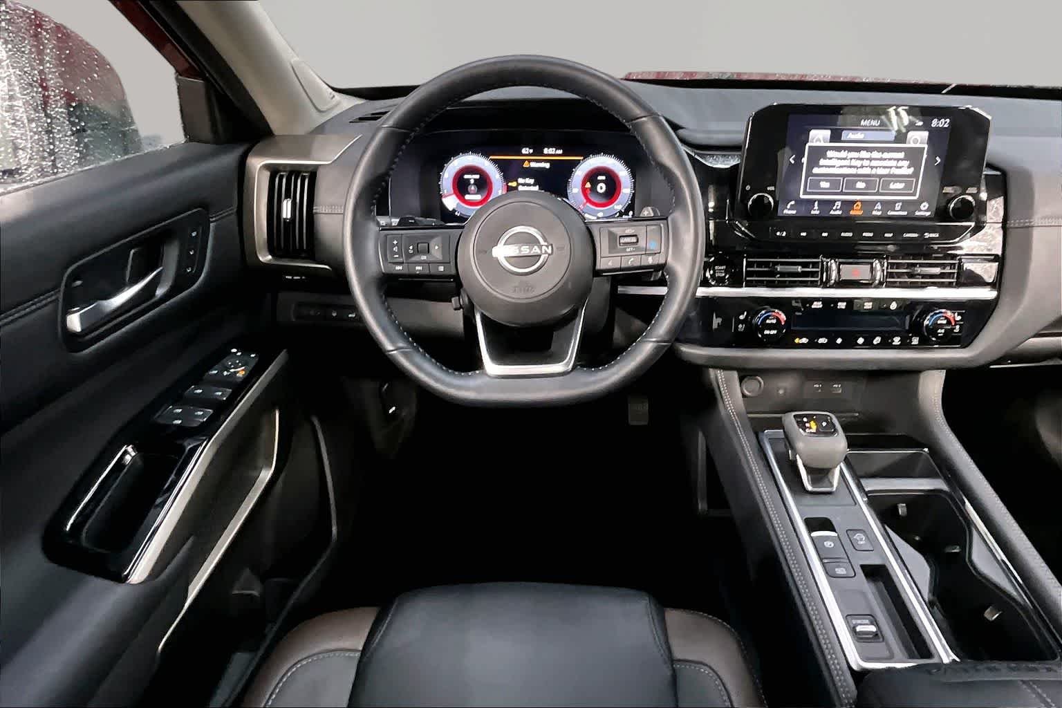 Used 2025 Scarlet Ember Tintcoat Nissan Platinum image 6