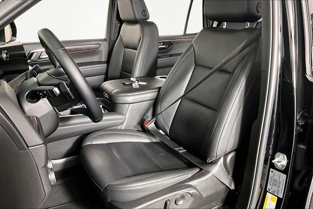 Used 2025 Black Chevrolet LT image 20