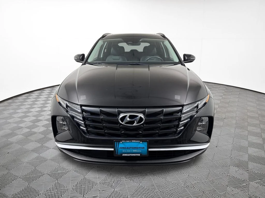 Used 2023 Black Hyundai SEL image 3