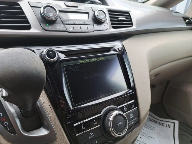 Used 2016 Red Honda EX-L image 16