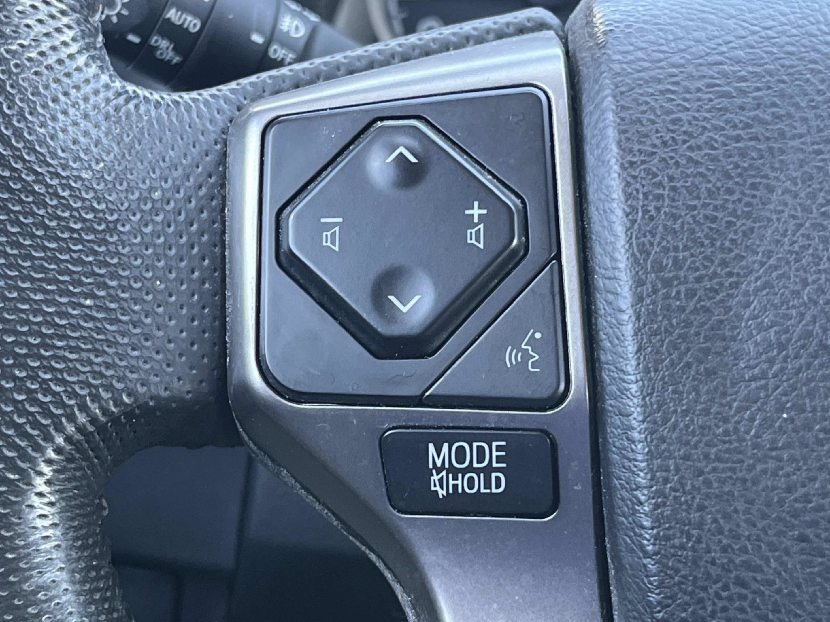 Used 2022 Midnight Black Metallic Toyota SR5 image 21