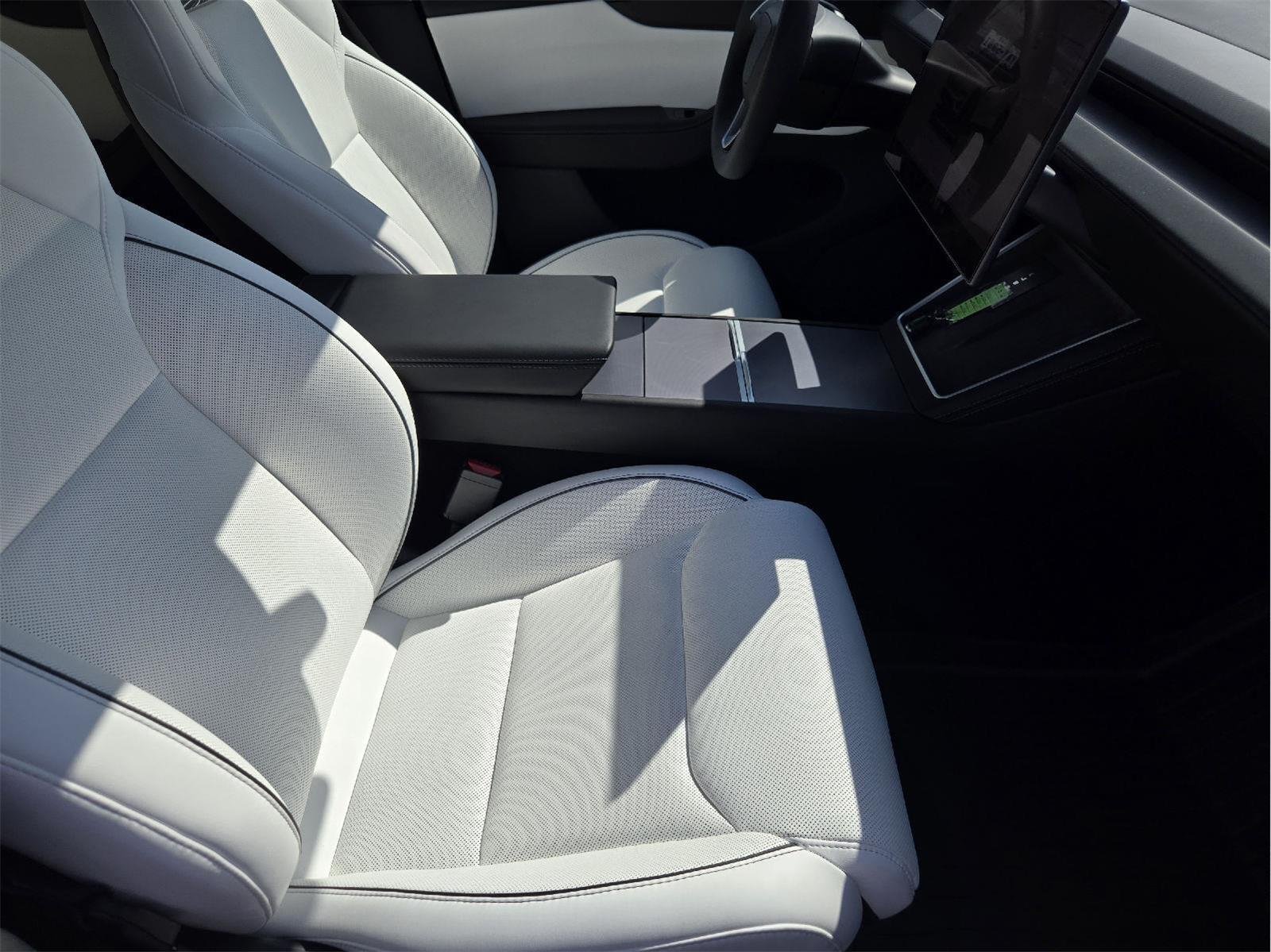 Used 2026  Tesla Performance image 14