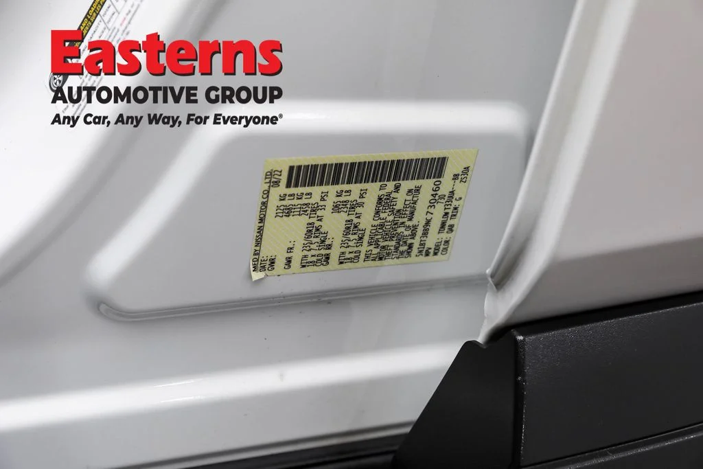 Used 2022 White Nissan SV image 34