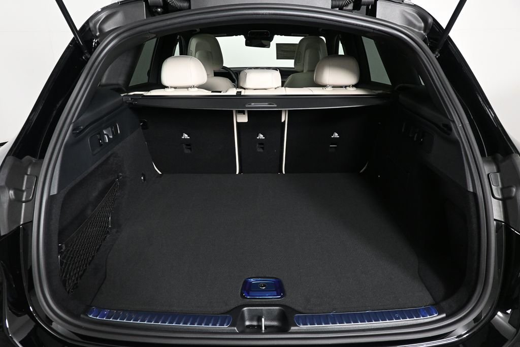 New 2026 Black Mercedes-Benz GLC 300 image 29