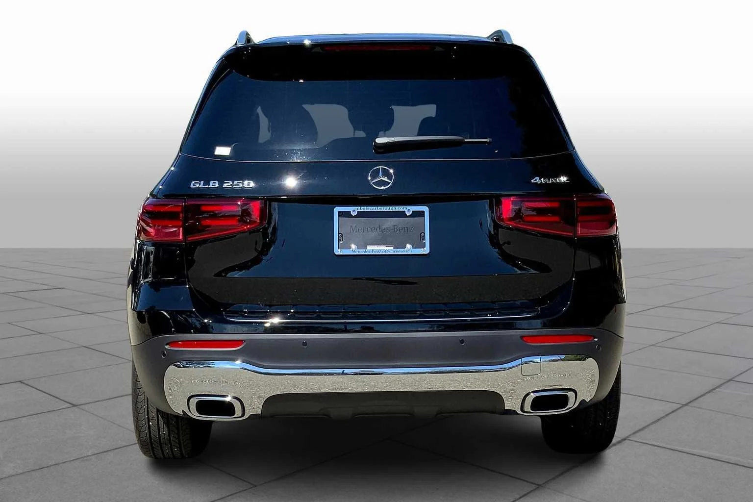 Certified Used 2026 Night Black Mercedes-Benz GLB 250 image 4