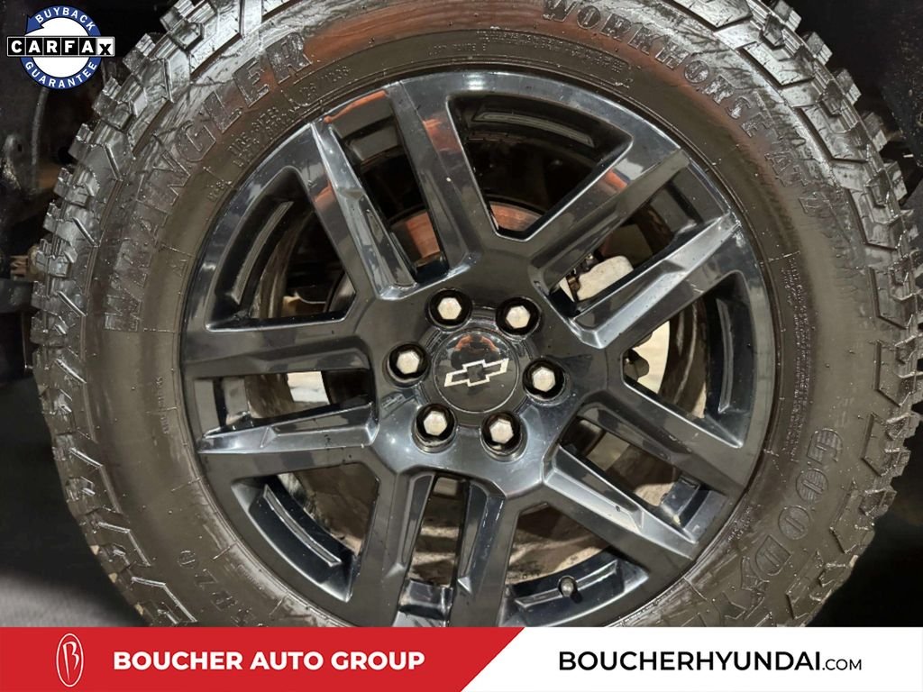 Used 2022 Black Chevrolet RST image 33