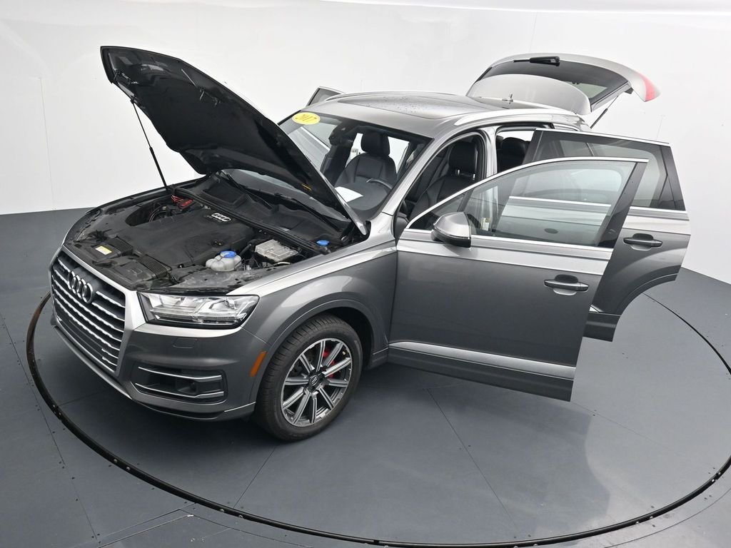 Used 2017  Audi 3.0T Premium Plus image 43