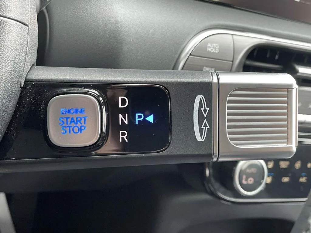 New 2026 White Hyundai Blue SEL Premium image 26