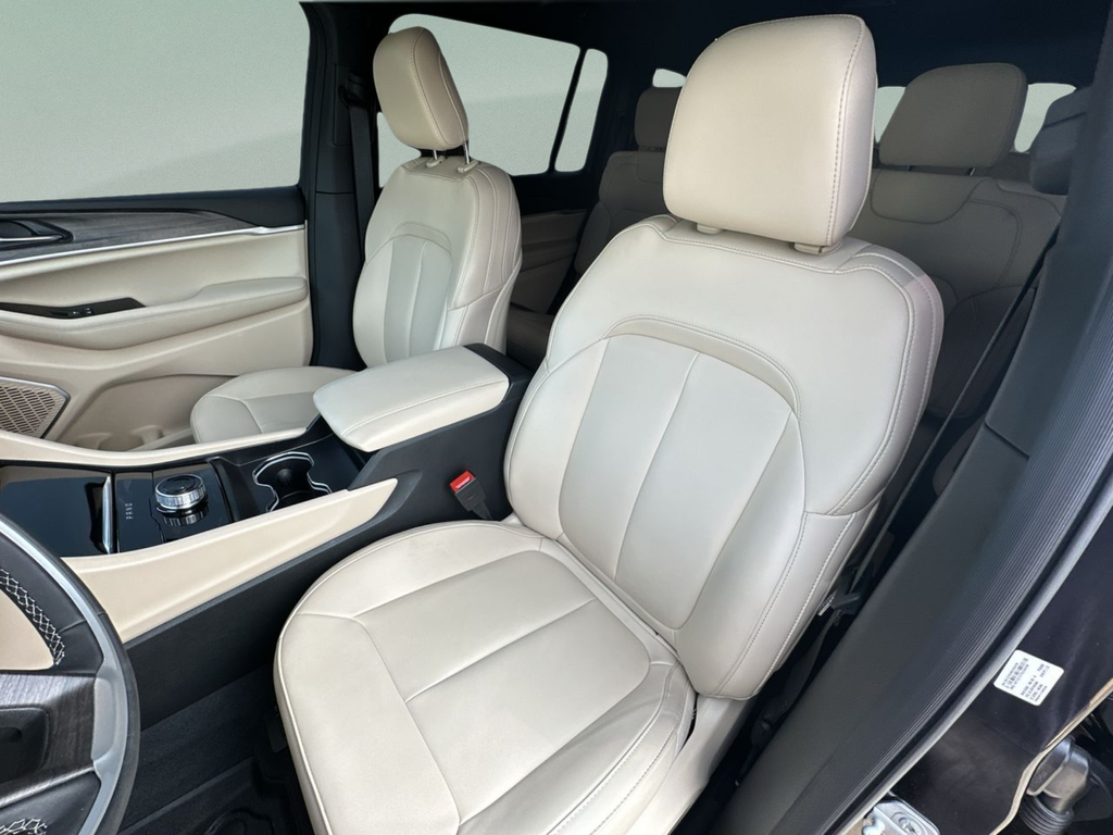 Used 2026 Black Jeep Limited image 22