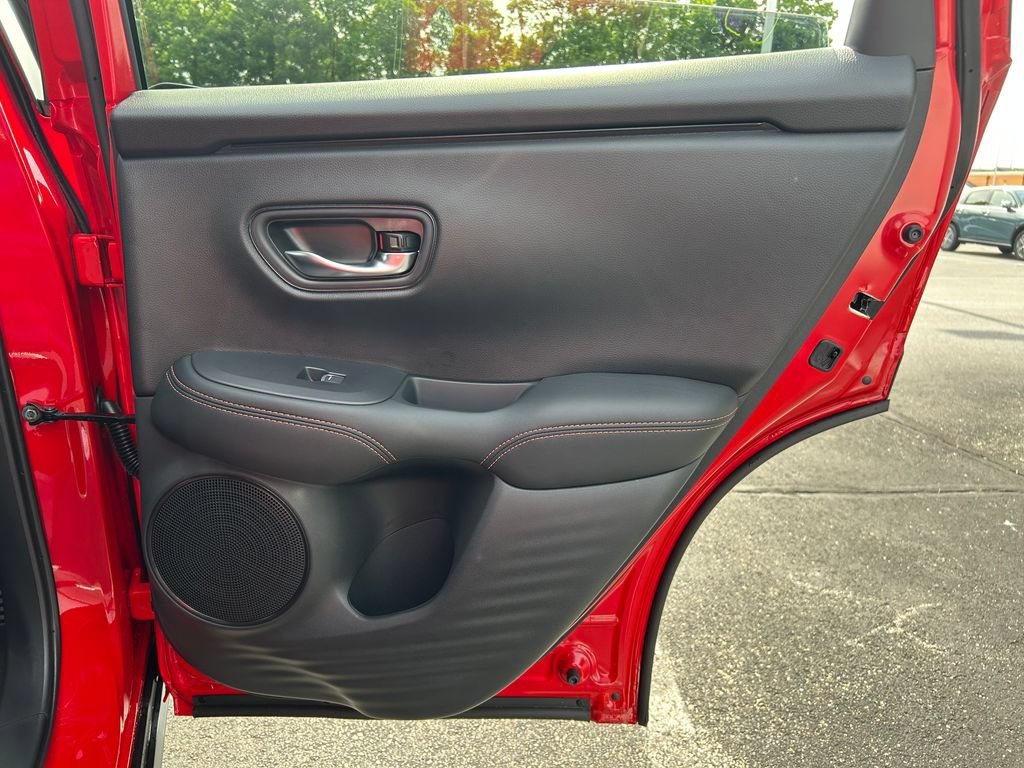 Used 2027 Milano Red Honda Sport image 22