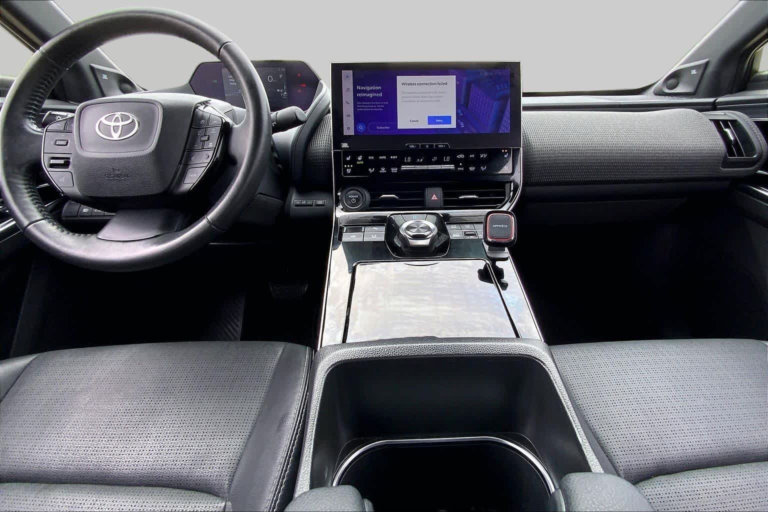 Used 2023 Wind Chill Pearl w/Black Roof Toyota Limited image 14