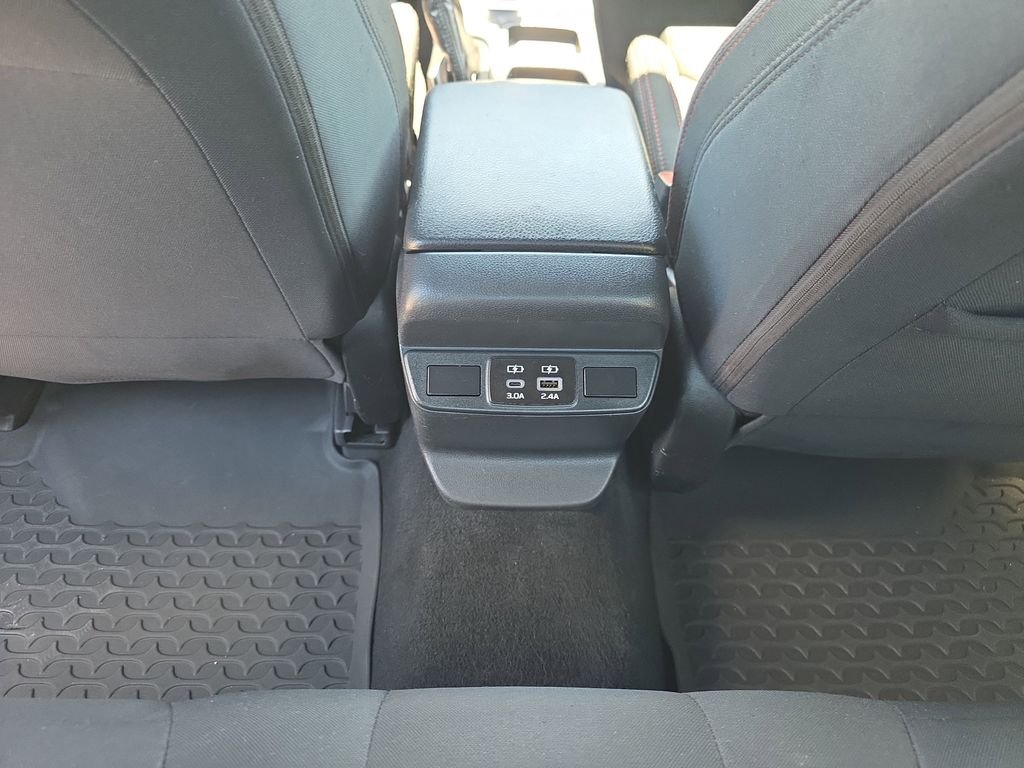 Used 2024 Ice Silver Metallic Subaru Premium image 33