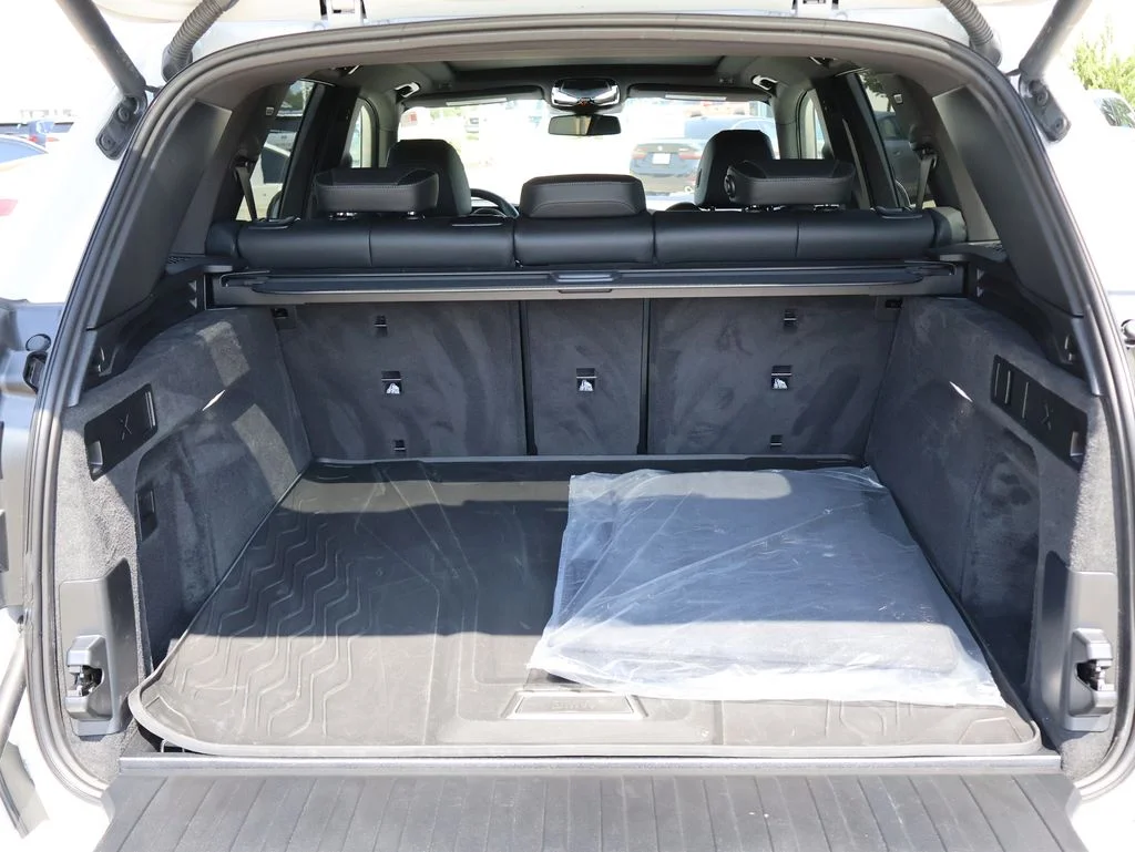2026 BMW X5 40i - Photo 18
