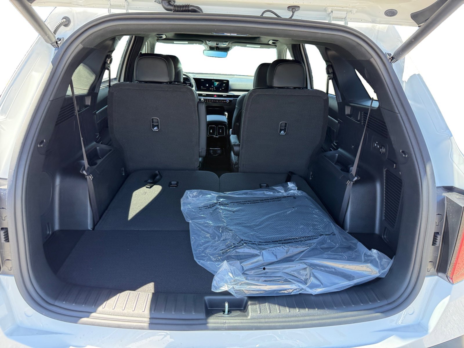New 2026 Snow White Pearl Kia X-Line SX Prestige AWD image 17