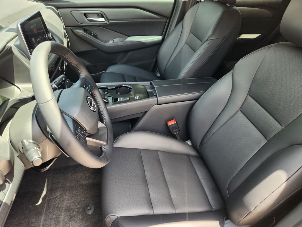 New 2026 Obsidian Green Pearl Nissan Dark Armor™ image 12