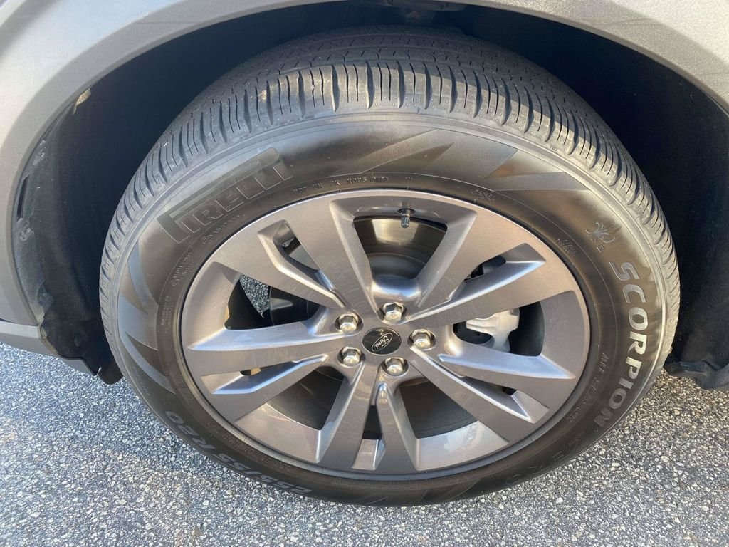 Certified Used 2023 Carbonized Gray Metallic Ford XLT image 4