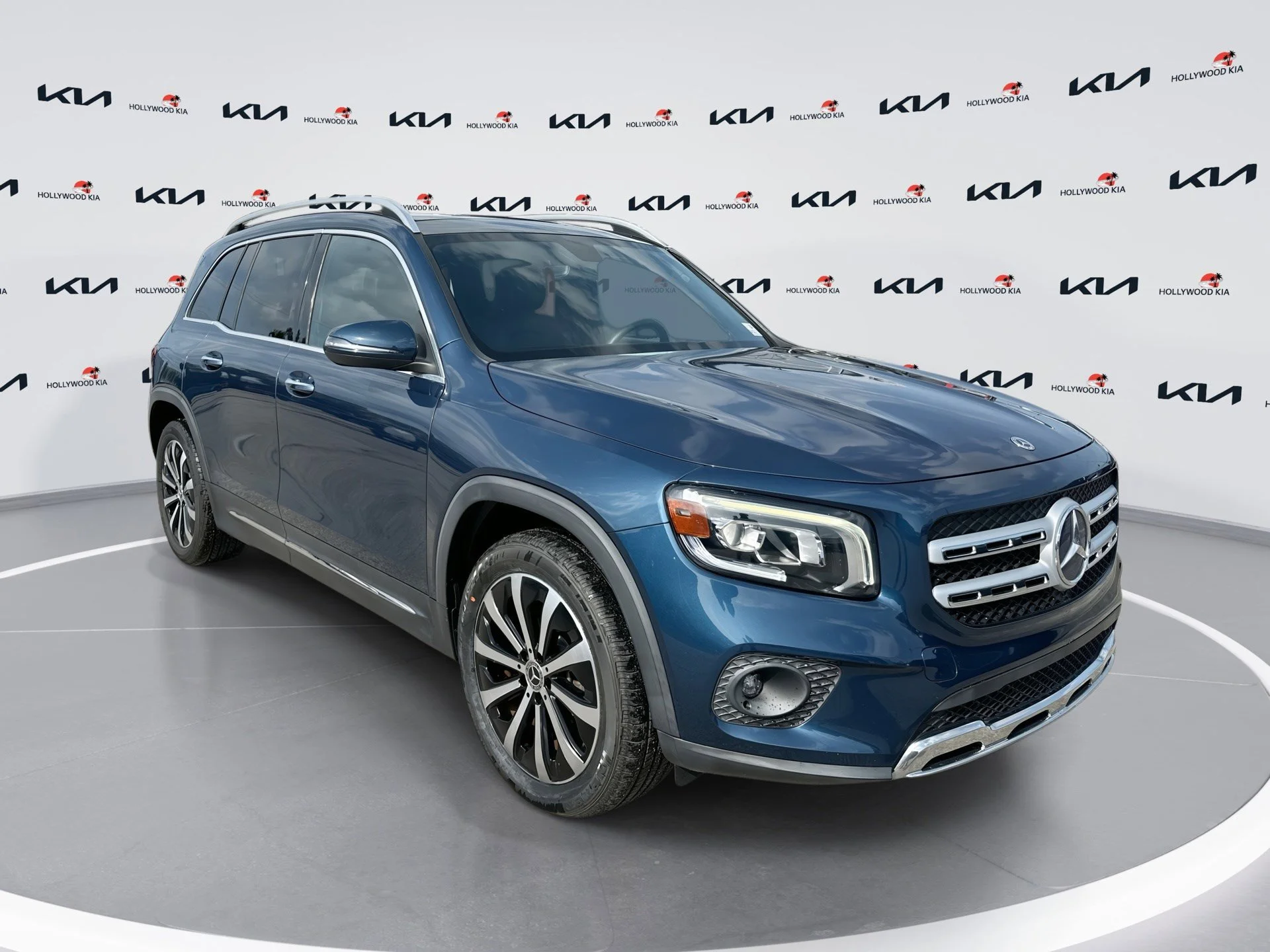 Used 2021 Denim Blue Metallic Mercedes-Benz GLB 250 image 1
