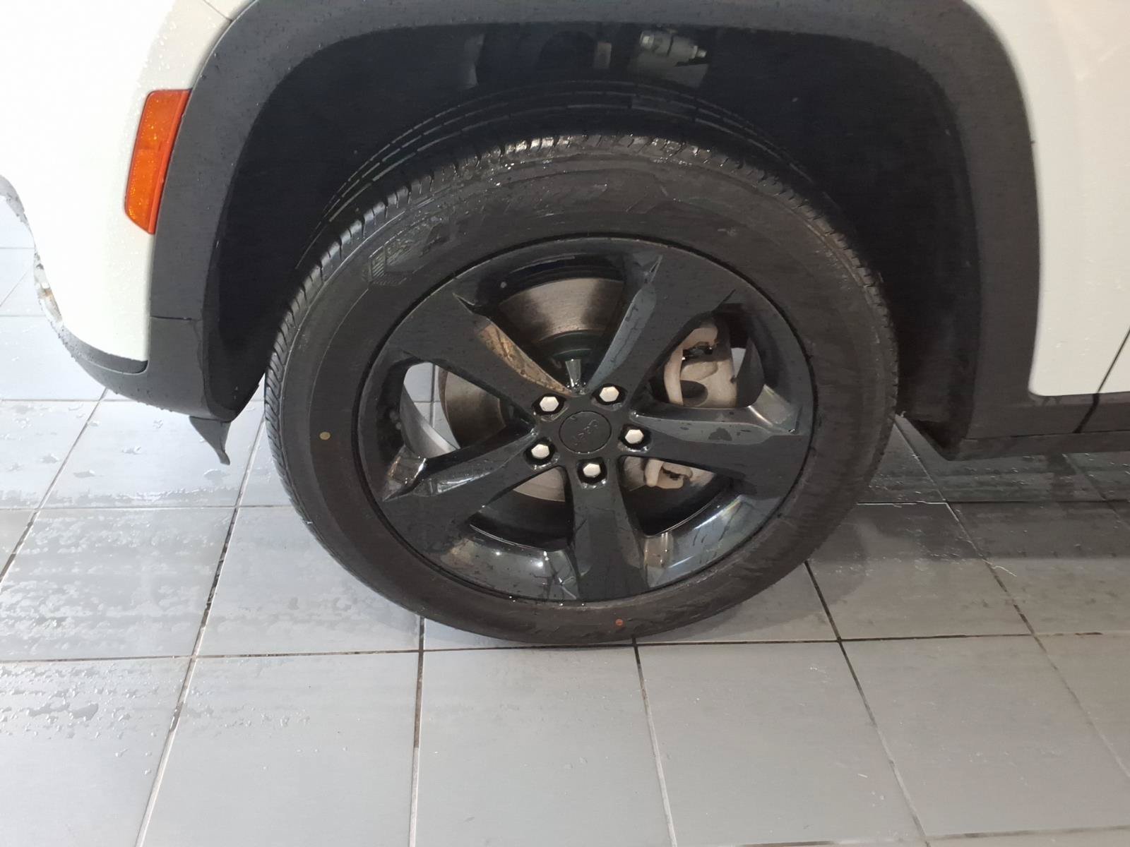 2021 Jeep Grand Cherokee L Altitude - Photo 8