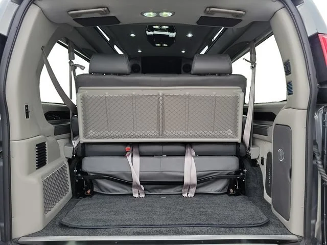 Used 2025 Special Exterior Color GMC Work Van image 33