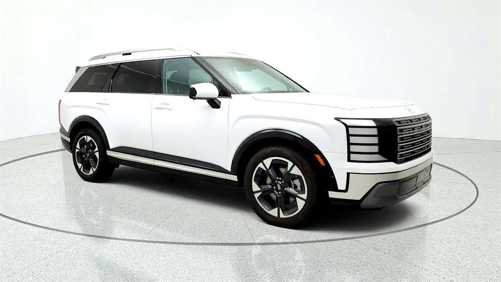 Used 2026 Creamy White Pearl Hyundai Limited AWD image 3