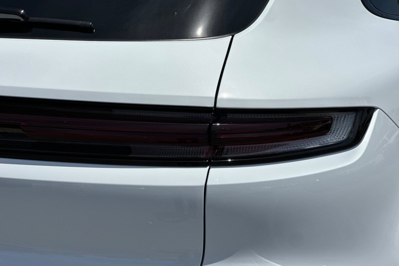 New 2026 Carrara White Metallic Porsche AWD image 28