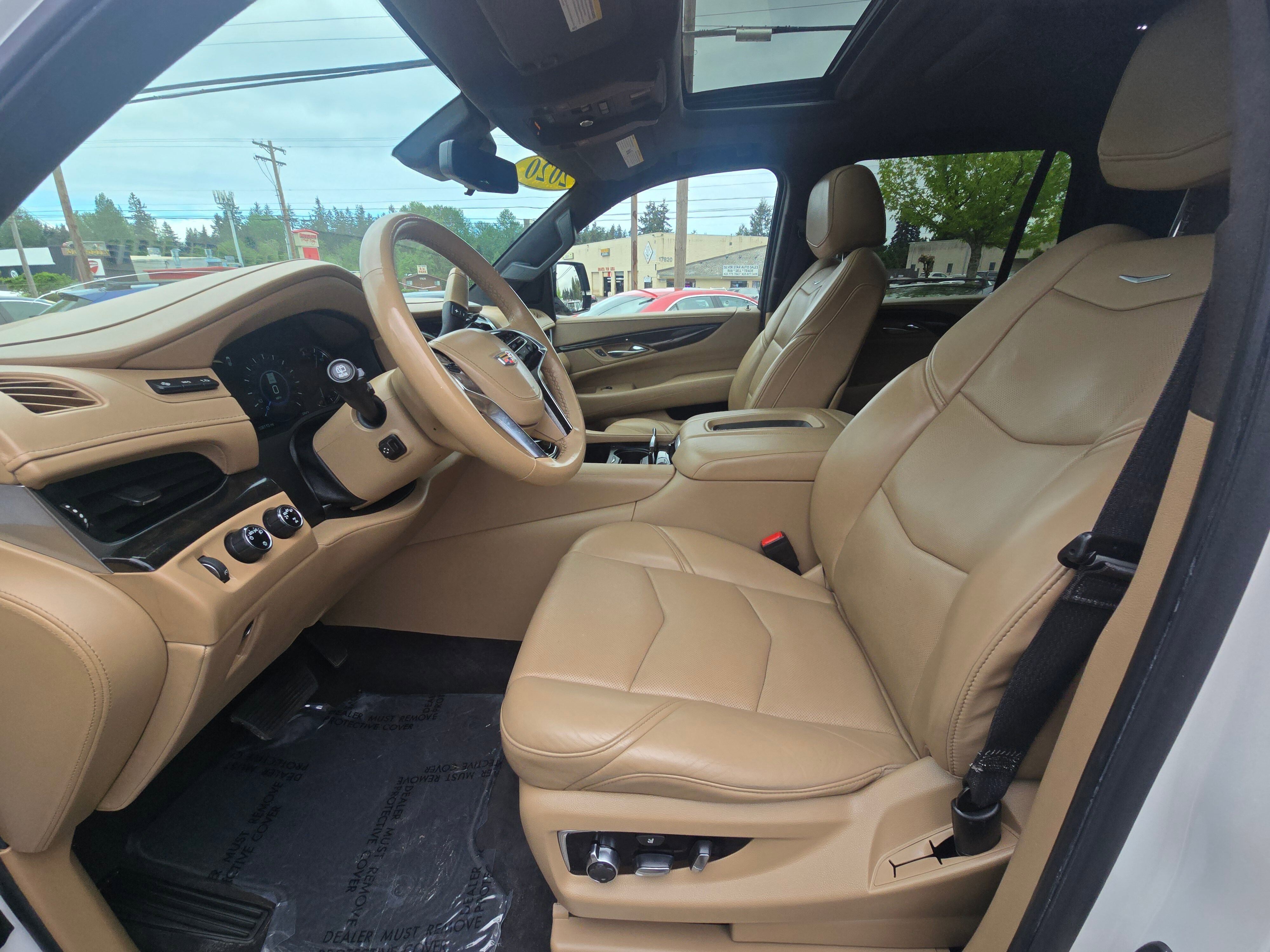 Used 2020 CRYSTAL WHITE TRICOAT Cadillac Platinum image 21