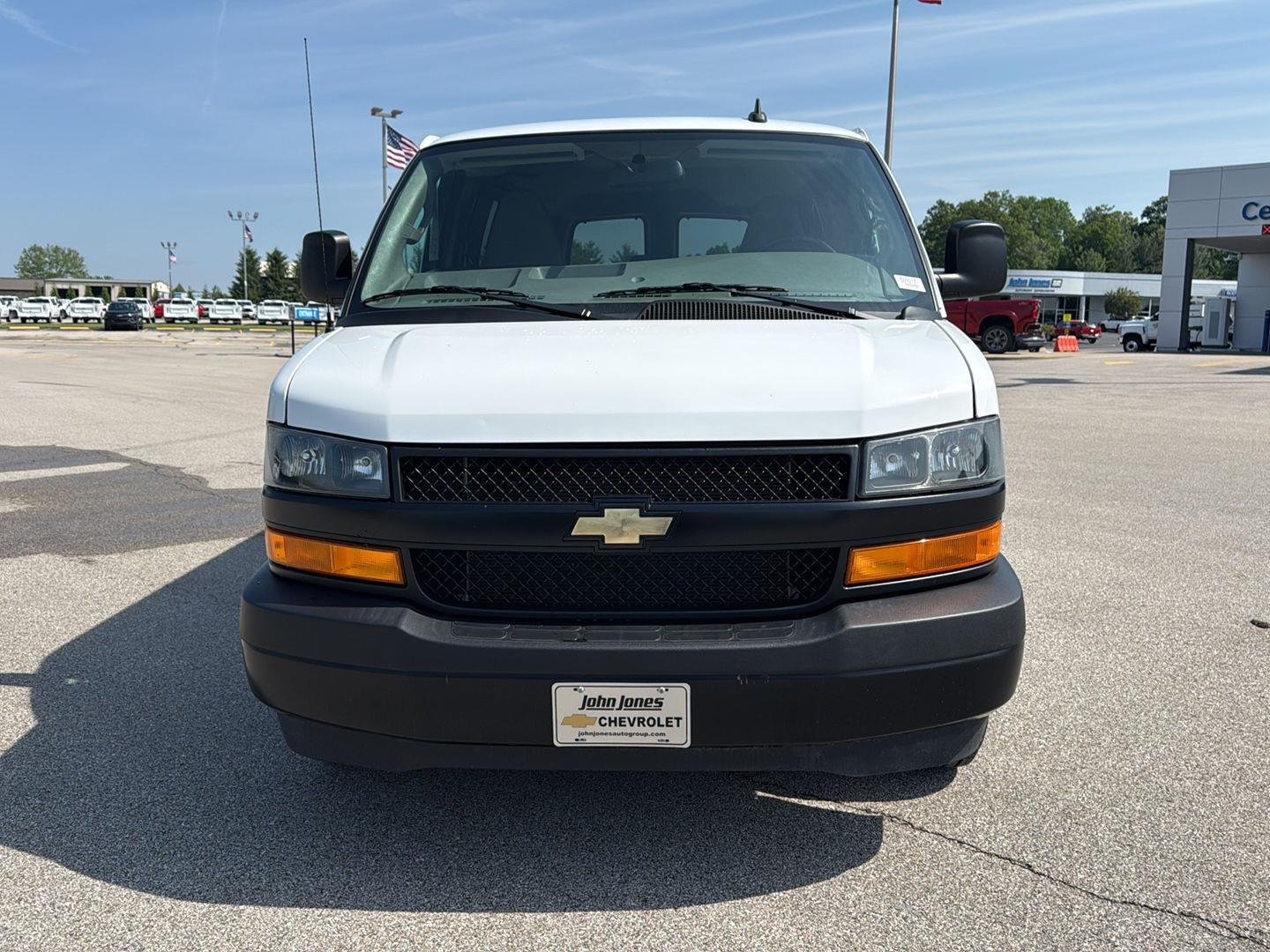Used 2023 Summit White Chevrolet 1LS image 13