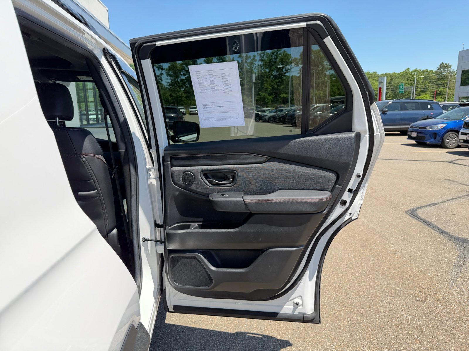 Used 2026 Platinum White Pearl Honda TrailSport image 37