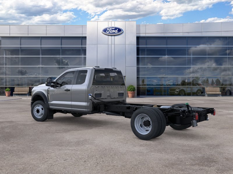 New 2025 Carbonized Gray Metallic Ford F-450® XL image 4