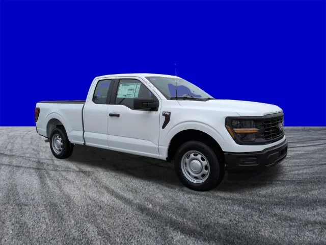 New 2026 Oxford White Ford XL image 2