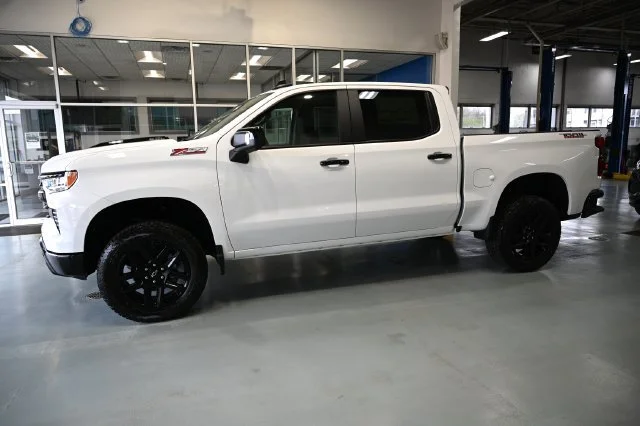 2026 Chevrolet Silverado 1500 LT Trail Boss - Photo 8
