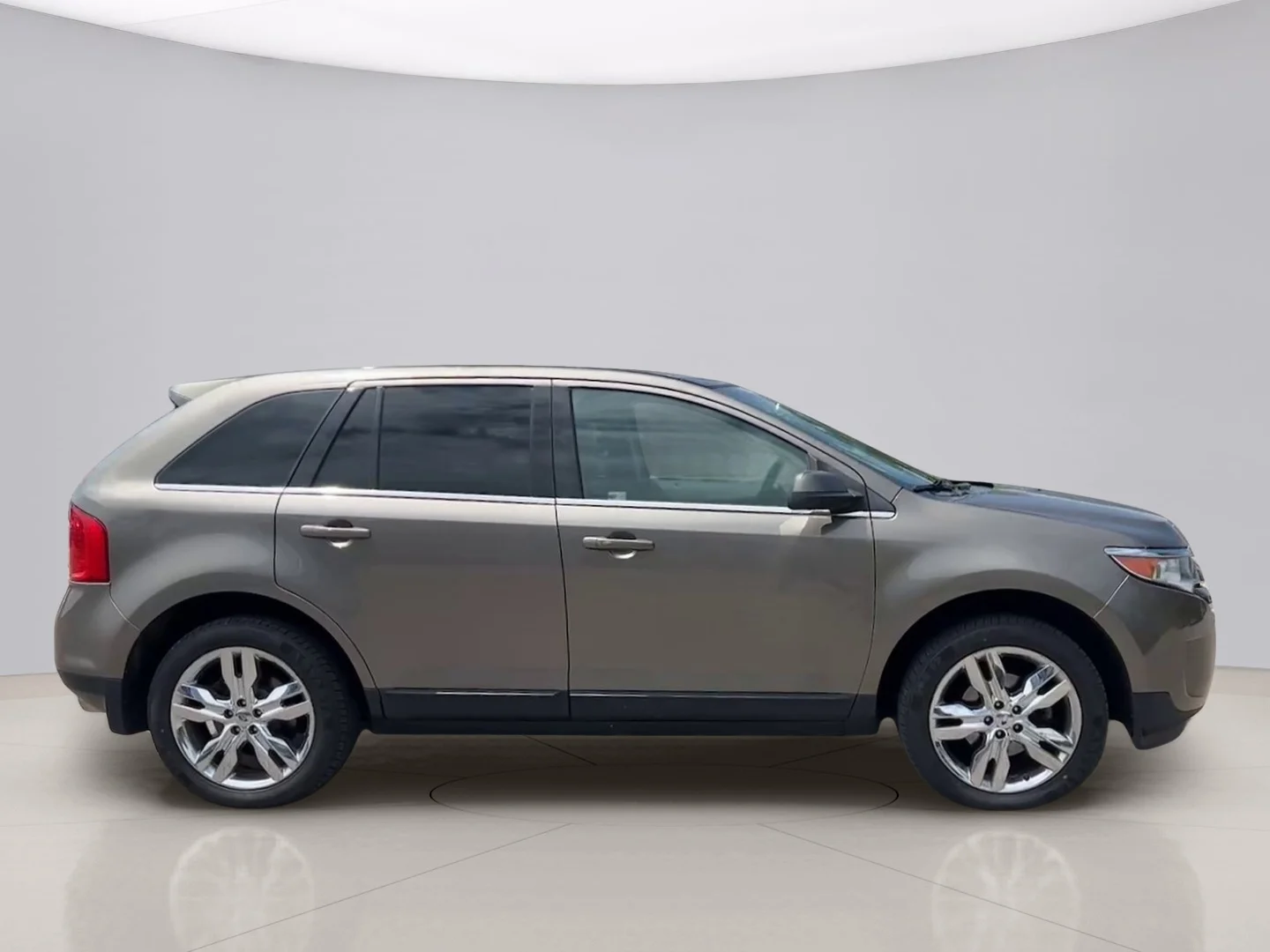 Used 2013 Brown Ford LIMITED image 7