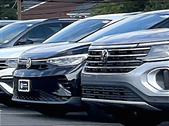 Certified Used 2023 White Volkswagen Pro S image 6