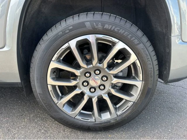 2023 GMC Acadia Denali - Photo 15
