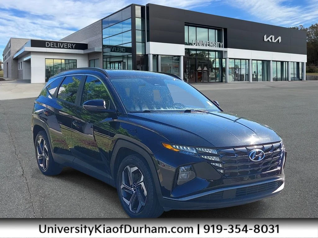Used 2023 Black Hyundai SEL image 1