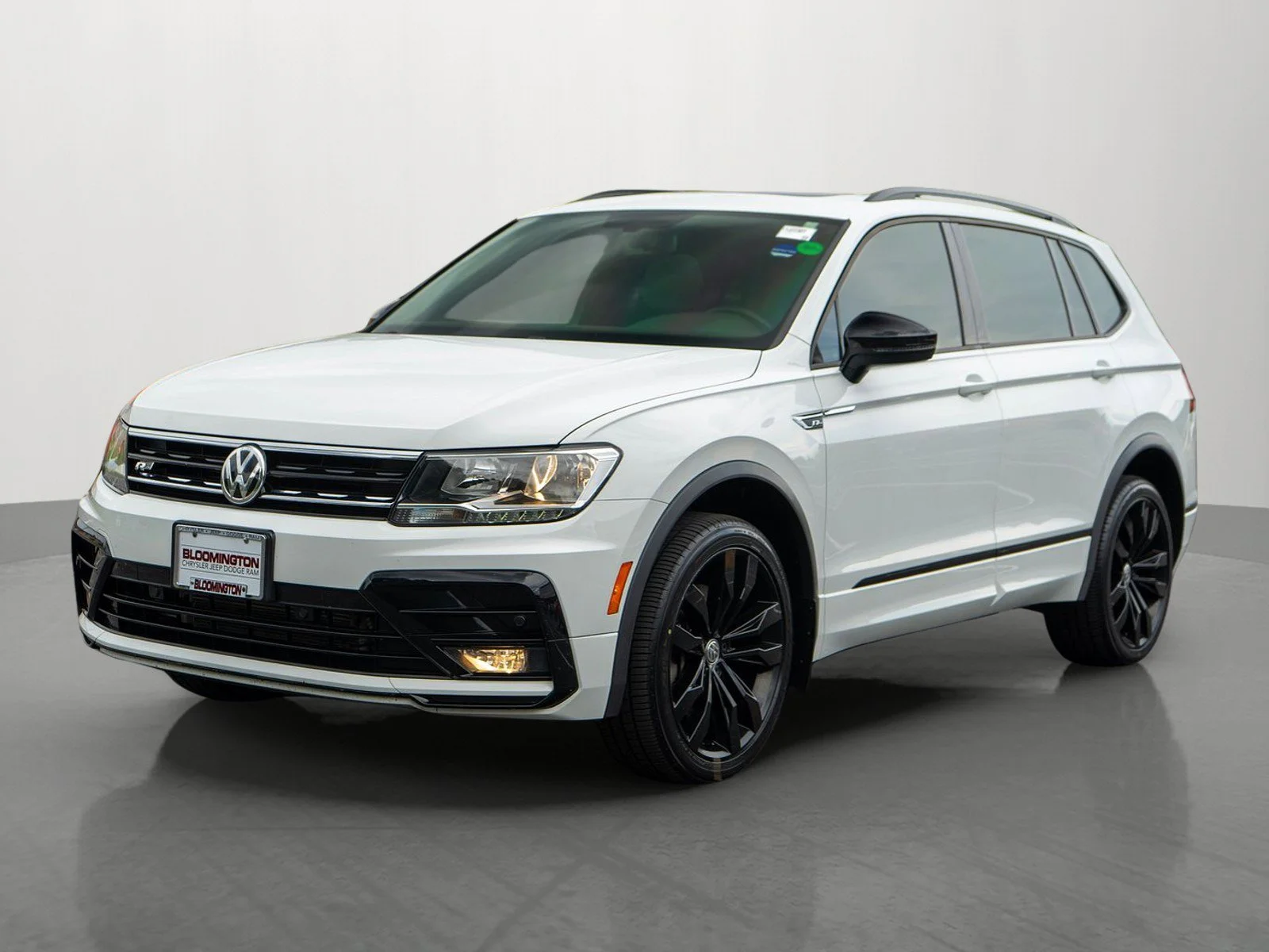 Used 2020 Pure White Volkswagen 2.0T SE R-Line Black image 3