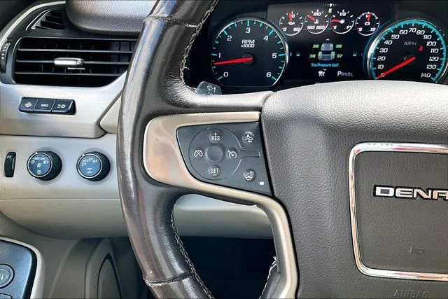 Used 2019 White GMC Denali image 18