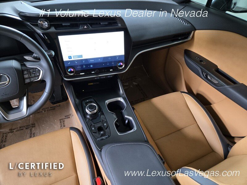 Certified Used 2024 Iridium Lexus PREMIUM image 17