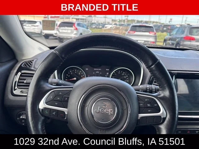 Used 2018 Blue Jeep Limited image 20