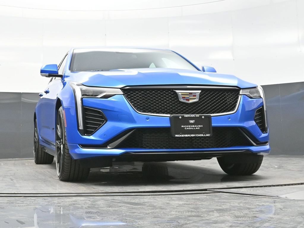 2025 Cadillac CT4 V-Series - Photo 18