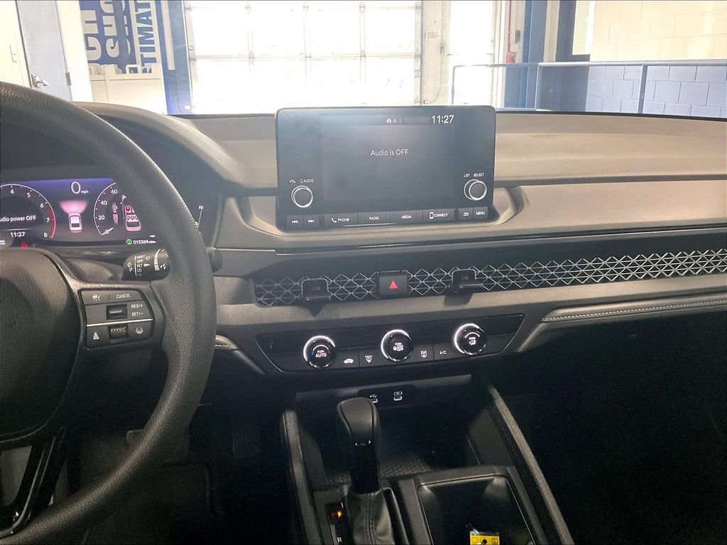 Used 2023 Black Honda LX image 18