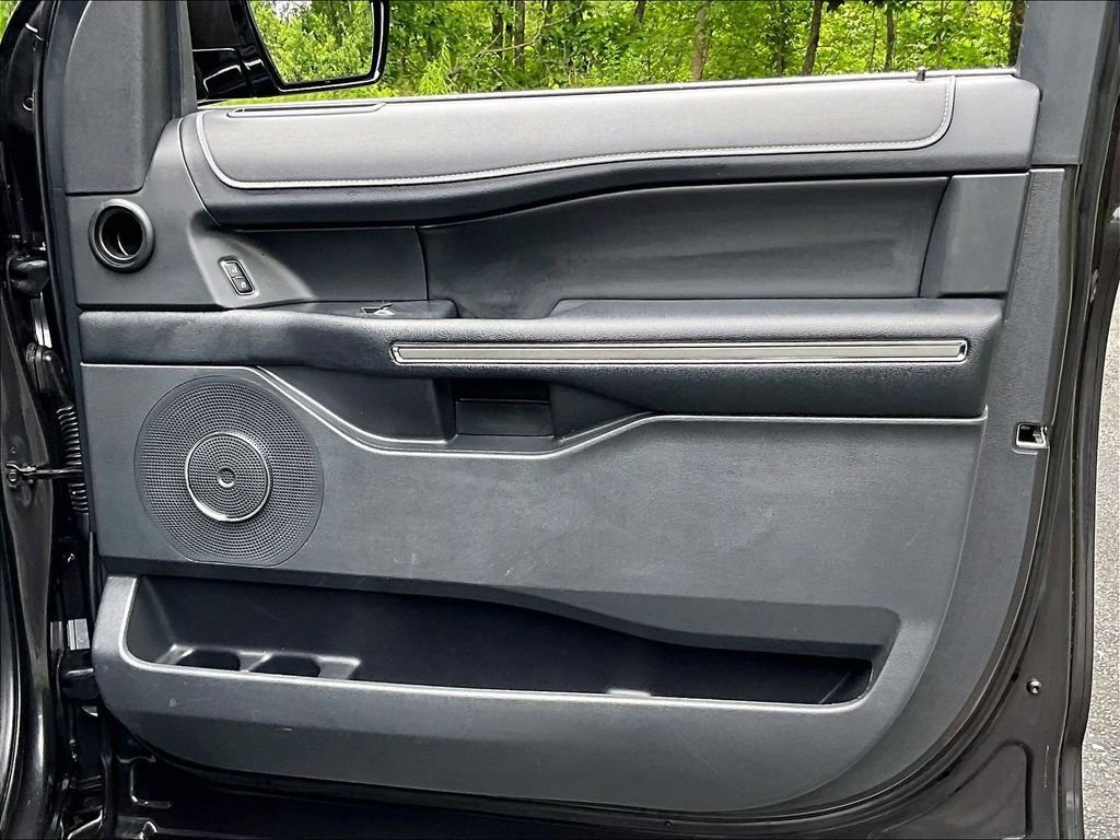 Used 2024 Gray Metallic Ford XLT image 12