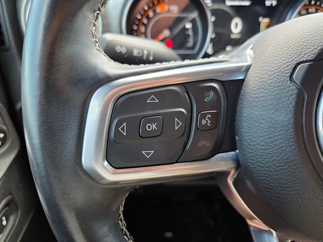 Used 2022 Silver Jeep Unlimited Sahara image 26