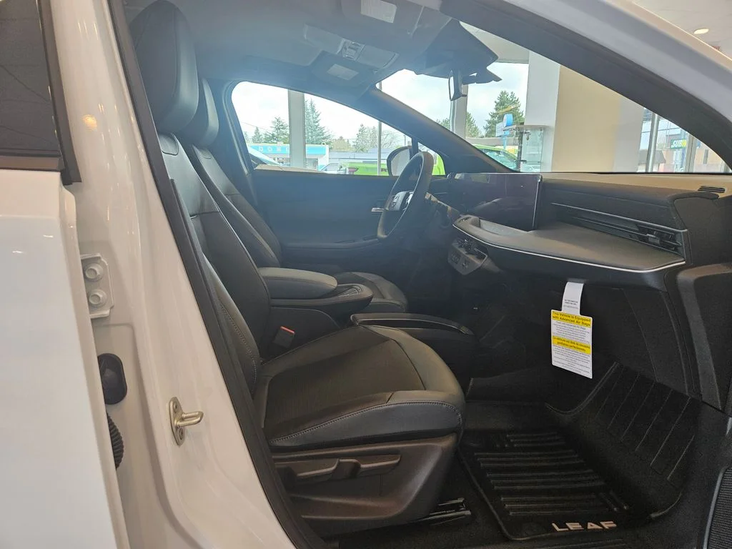 New 2026 Everest White Pearl TriCoat Nissan SV+ image 24