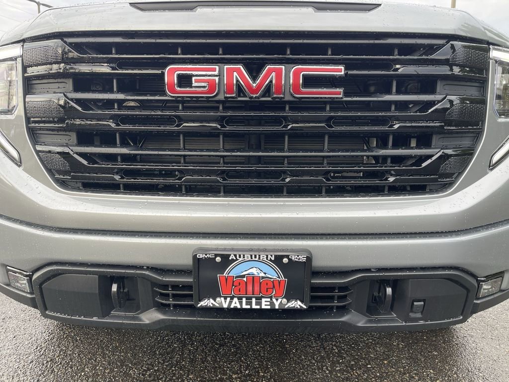 New 2026 Sterling Metallic GMC Elevation image 31