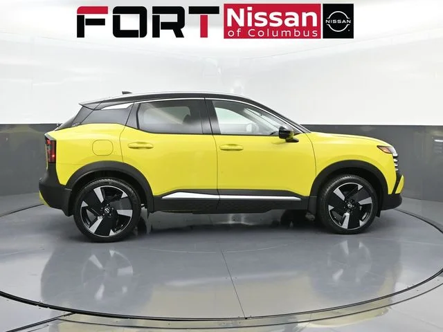 New 2025 Two-tone Yuzu Yellow Metallic / Super Black Nissan SR image 8